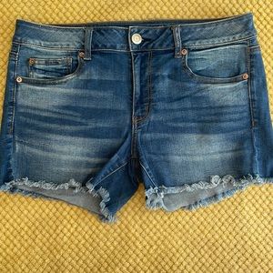 American Eagle Midi Shorts size 14